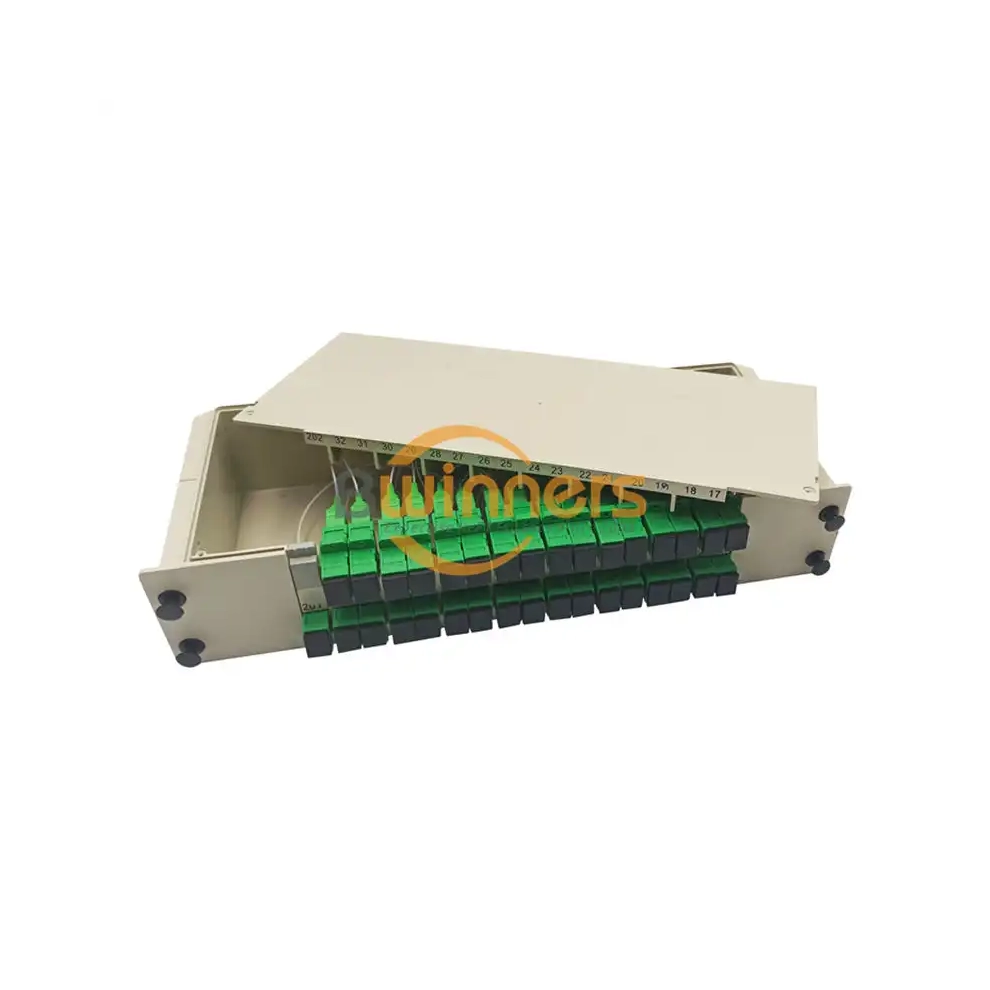 1x32 PLC splitter box with 32 SC/APC output pigtails for GPON distribution